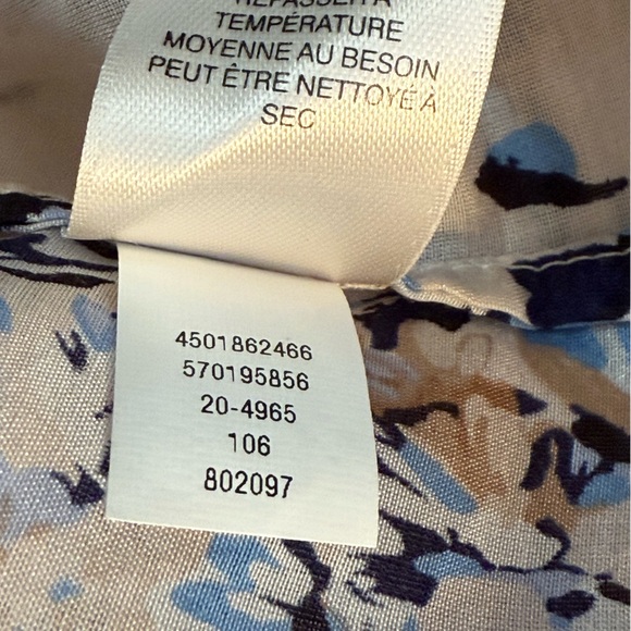 WHBM Floral button down blouse - Picture 10 of 12